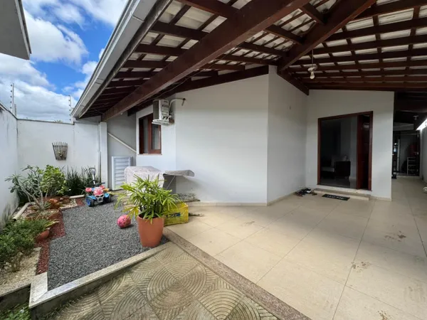 Casa no Garcia, Cruz das Almas/BA